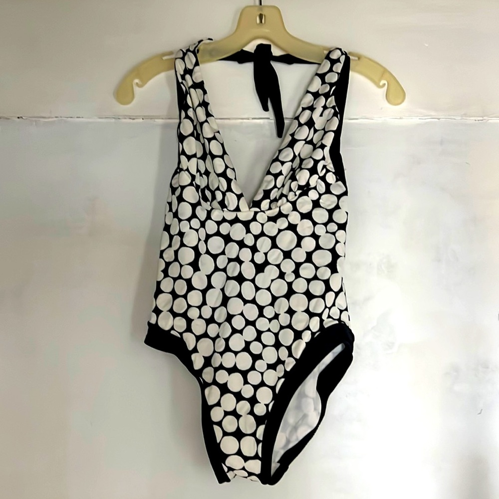 Cute black and white bathing suit Never worn